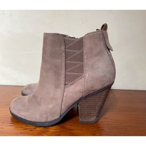 Mix No. 6 Suede Booties Size 6